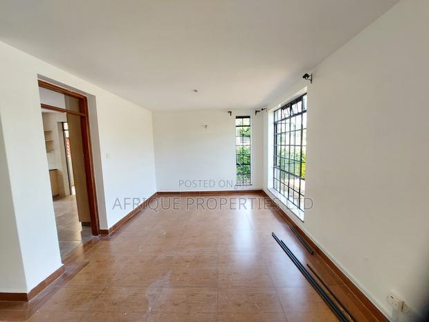 4bdrm Villa in Kiambu Road for rent