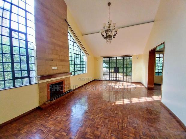 4bdrm Mansion in Kitisuru for rent