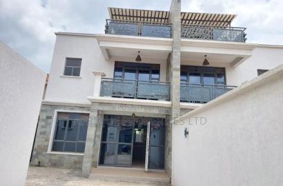 4bdrm Mansion in Bypass, Ruiru for rent