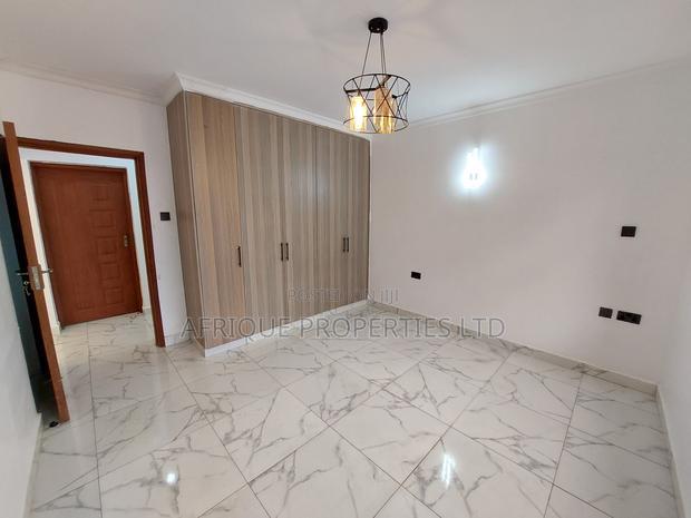 3bdrm Apartment in Thindigua for sale