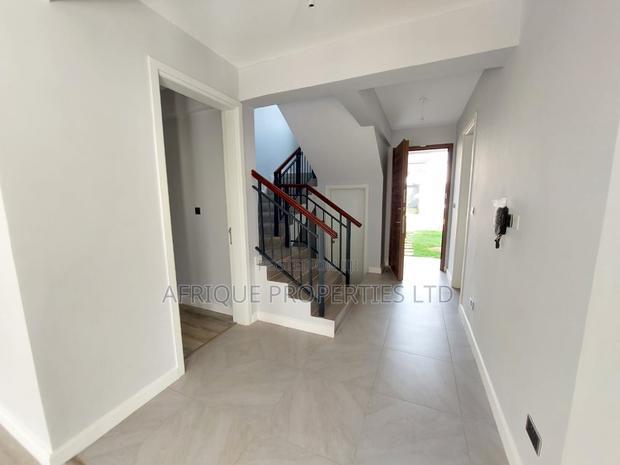 4bdrm Townhouse / Terrace in Fivestar, Thindigua/Kasarini for rent