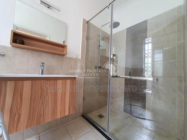 4bdrm Mansion in Kitisuru for rent