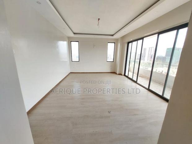 5bdrm Duplex in Parkland, Parklands/Highridge for rent