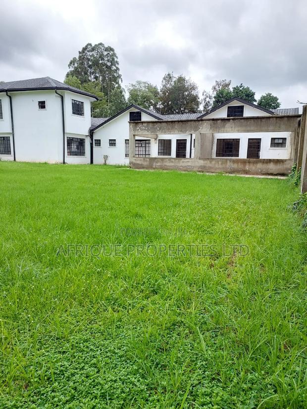 6 Bedroom House Intigoni for a Restaurant.