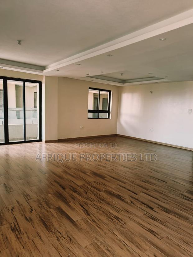 5bdrm Apartment in Parkland, Parklands/Highridge for rent