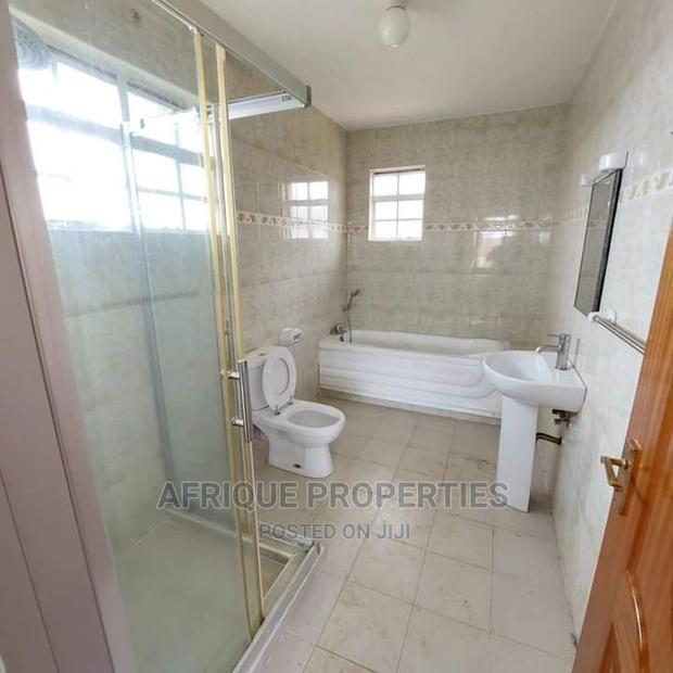 4bdrm Mansion in Runda Paradise for Sale