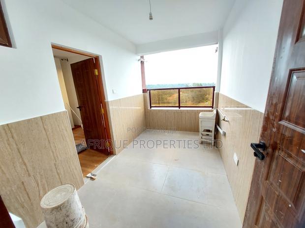4bdrm Duplex in Kiambu Road for rent