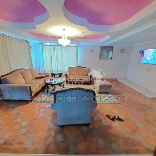 5bdrm Mansion in Thome for rent