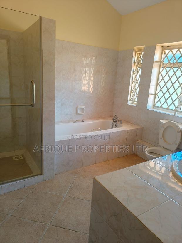 5bdrm Mansion in Runda for rent
