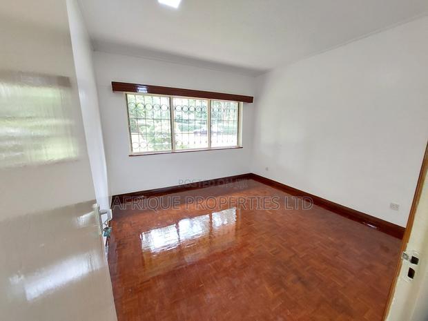 4bdrm Bungalow in Runda for rent