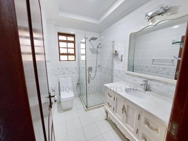 4bdrm Mansion in Runda for sale