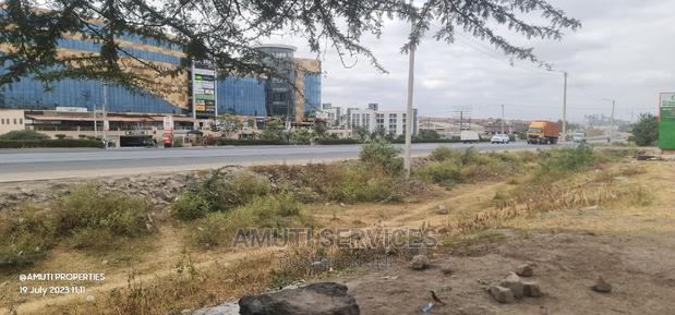Showroom for Sale