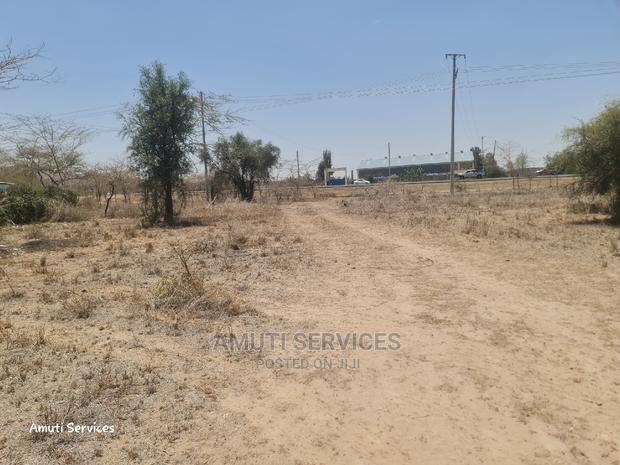 Maanzoni: 3 Acres for Petrol Station