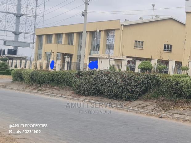 Showroom for Sale