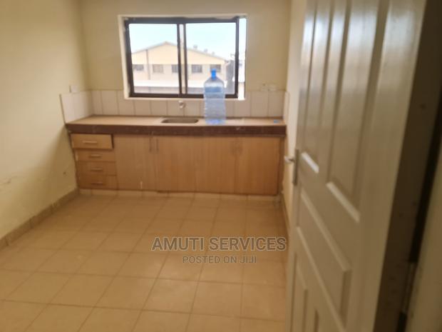 Godown 8000sqft to Let