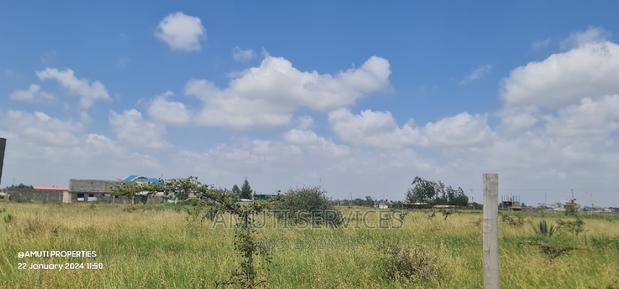Katani: 2.5 Acres for Sale