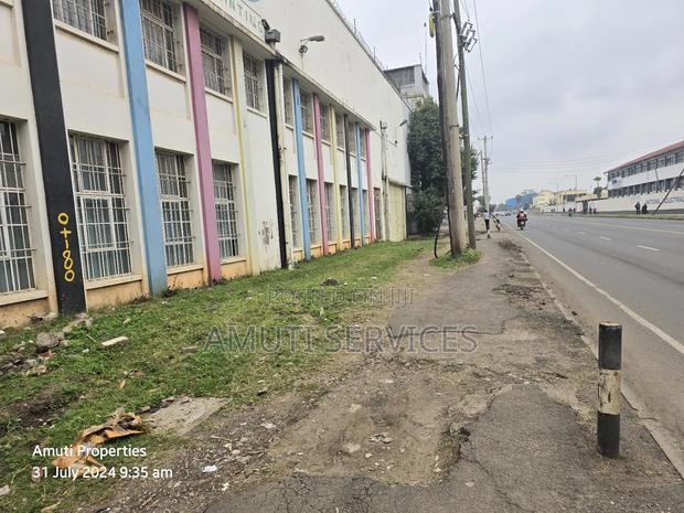 Old Godown for Sale on 0.5acre