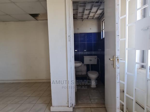 Sabaki: 6,500SQFT Godown to Let