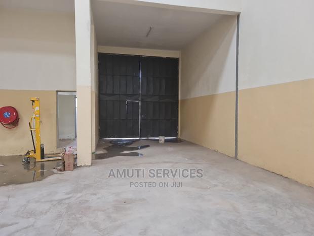 Godown 8000sqft to Let