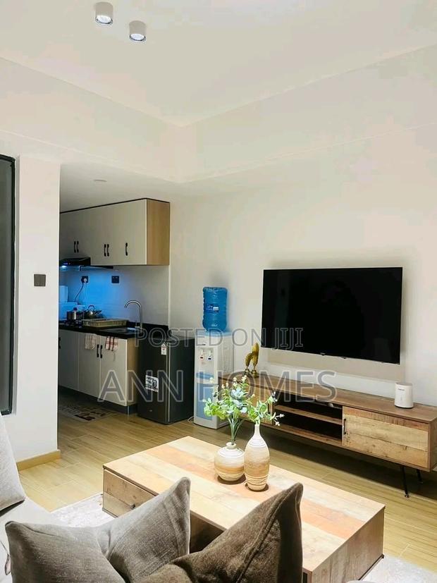 Bedsitter Airbnb South B