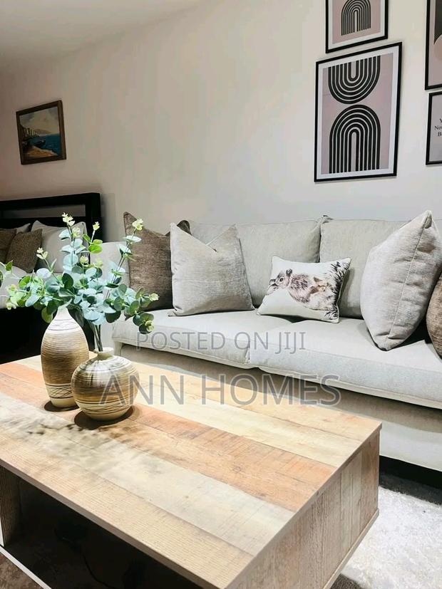 Bedsitter Airbnb South B