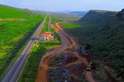 50*100 in Kikuyu Nachu (Ngong-Suswa Road and Sgr)