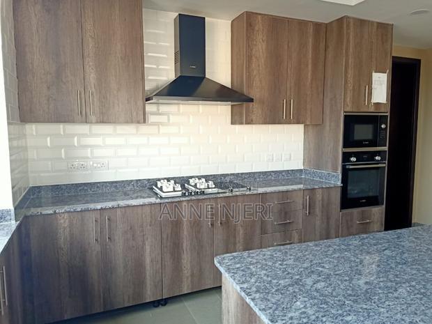 4bdrm Duplex in Lavington for rent