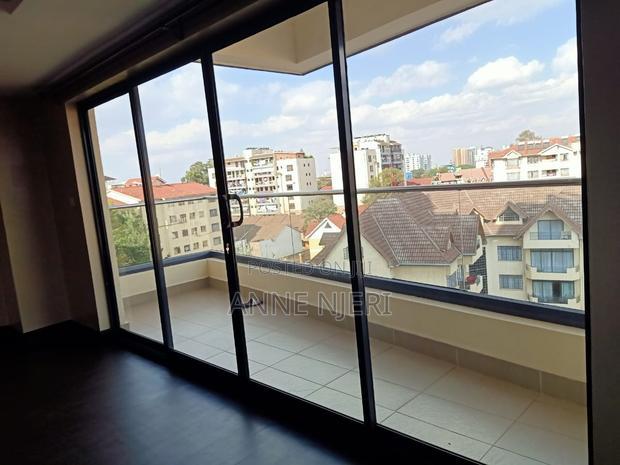 4bdrm Duplex in Lavington for rent