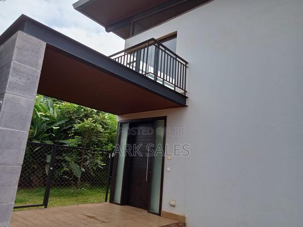 Furnished 3bdrm Villa in Ineza, Runda for rent