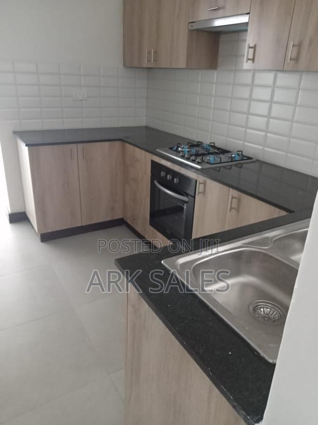 3bdrm Apartment in Sunpark Residence, Gateway Mall Area for rent