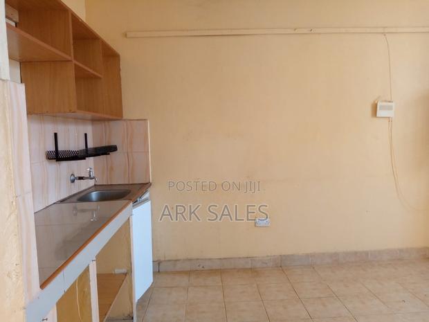 1bdrm Bedsitter in Jovan Plaza, Katani for rent