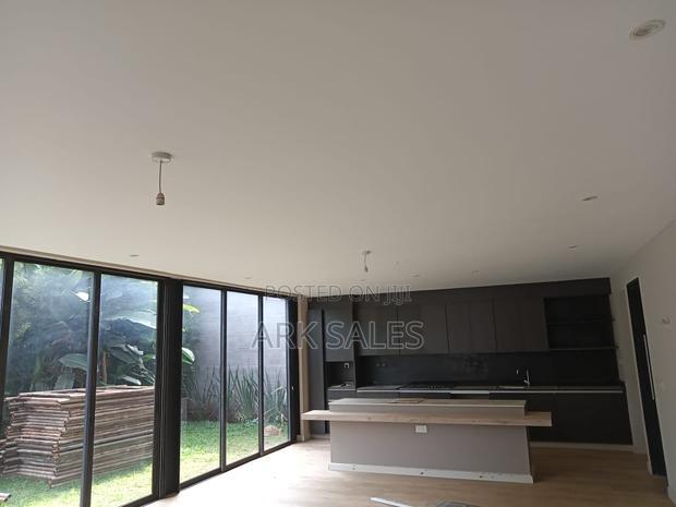 Furnished 3bdrm Villa in Ineza, Runda for rent