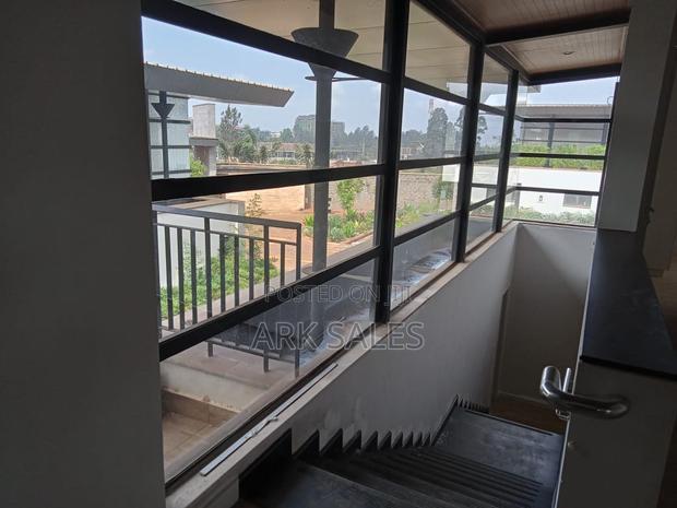 Furnished 3bdrm Villa in Ineza, Runda for rent