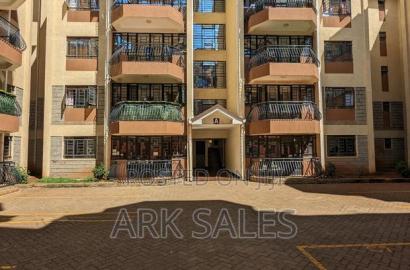 3bdrm Apartment in Kasarani for sale