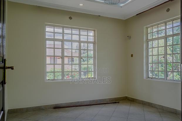 3bdrm Maisonette in Green Park Estate, DayStar Area for rent