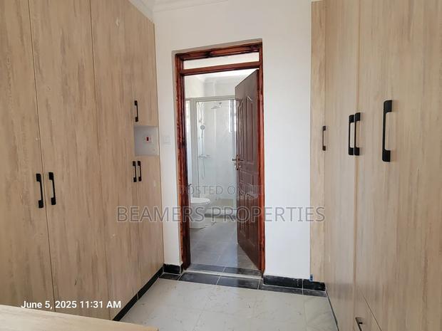 4bdrm Maisonette in Muigai Inn, Kenyatta Road / Theta for sale