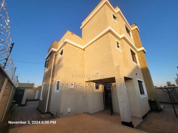 5bdrm Maisonette in Kamakis for sale