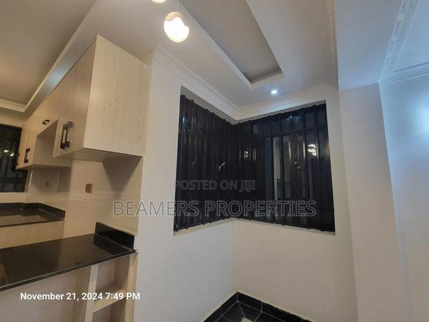 7bdrm Maisonette in Paradise Court, Kenyatta Road / Theta for sale