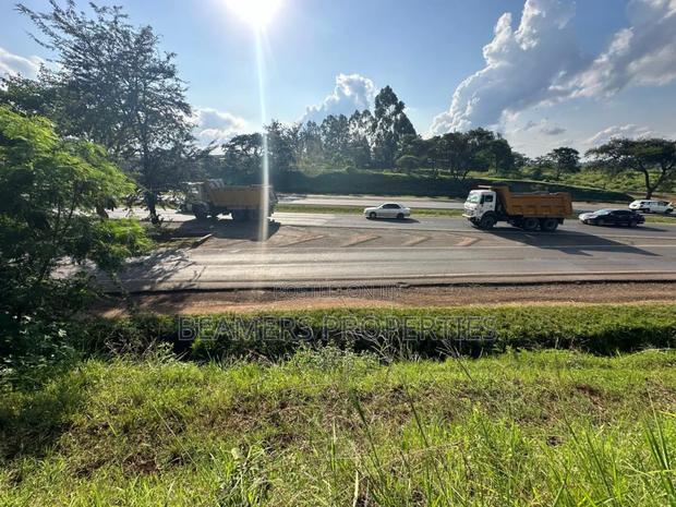 1/2 Acre for Sale in Kenol