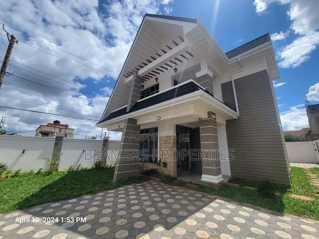 4bdrm Maisonette in Membly Estate for sale