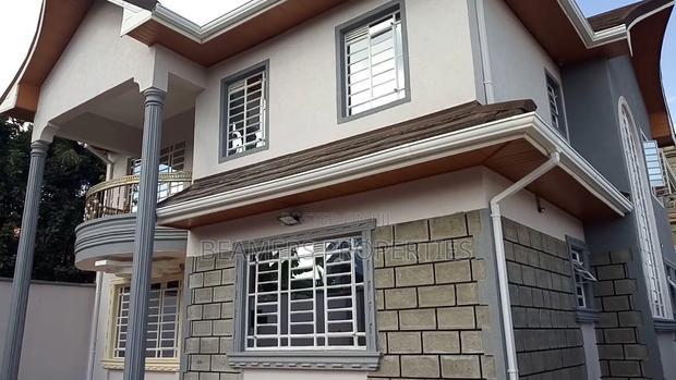 Furnished 4bdrm Maisonette in Kenyatta Road for sale
