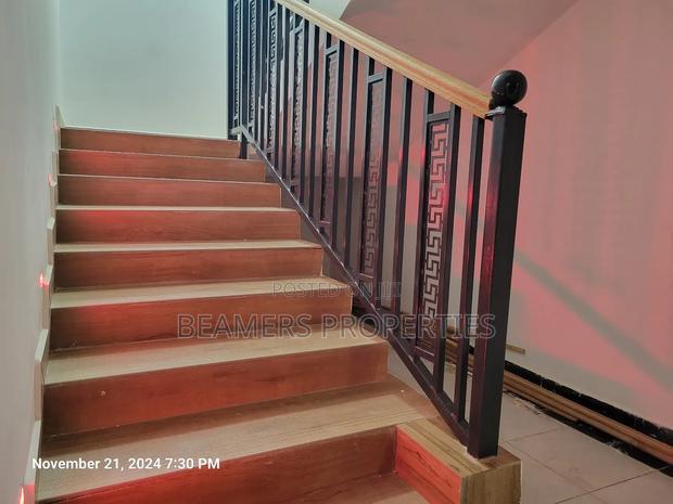7bdrm Maisonette in Paradise Court, Kenyatta Road / Theta for sale