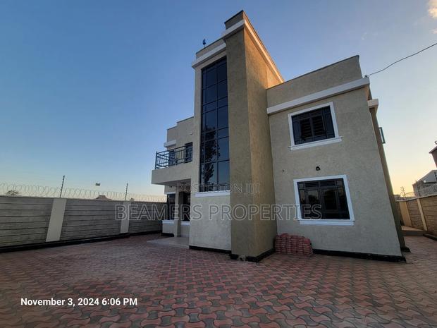 5bdrm Maisonette in Kamakis for sale