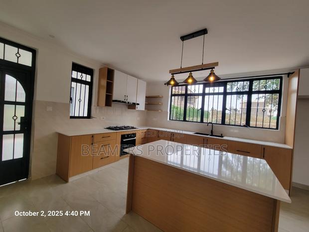 4bdrm Villa in Ruiru for sale