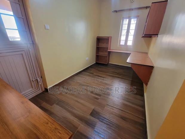 4bdrm Maisonette in Tola Estate for sale