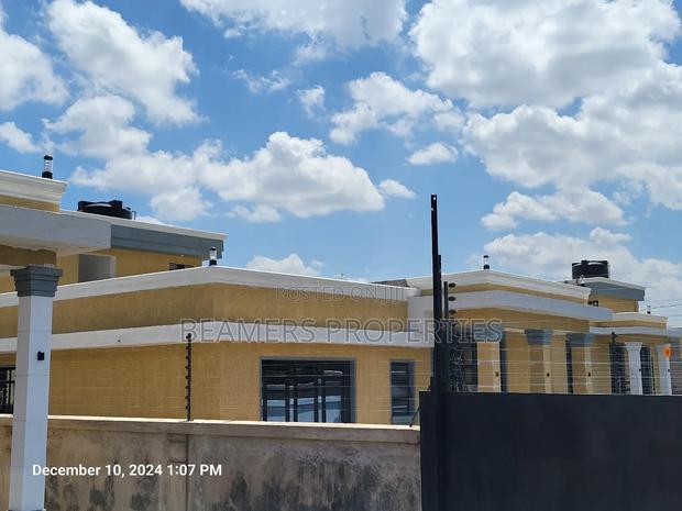 4bdrm Maisonette in Mugutha, Ruiru for sale