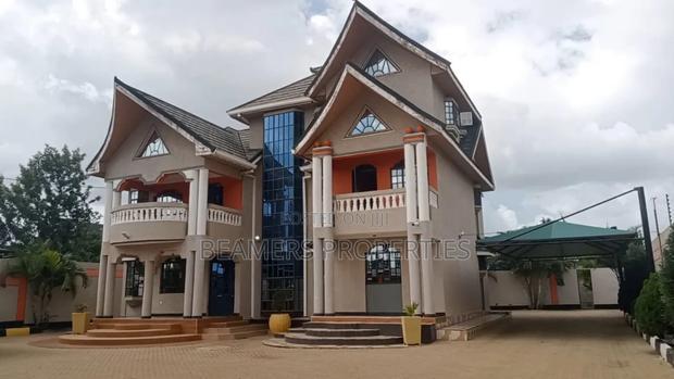 6bdrm Villa in Mugutha, Ruiru for sale