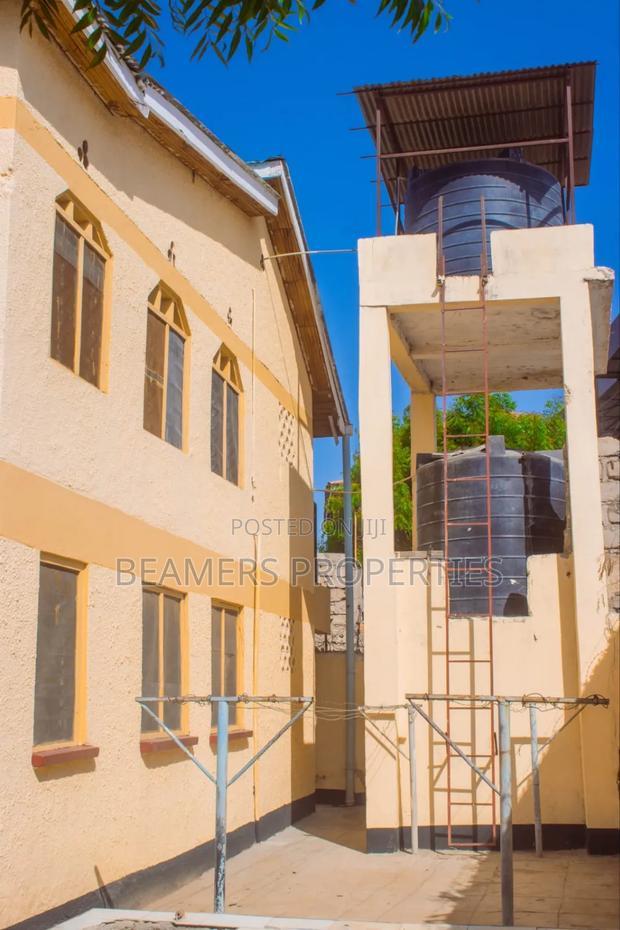 6bdrm Maisonette in Lodwar Town for sale