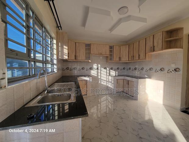 4bdrm Maisonette in Mugutha, Ruiru for sale