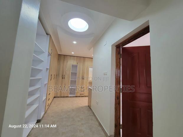 6bdrm Maisonette in Mugutha, Ruiru for sale